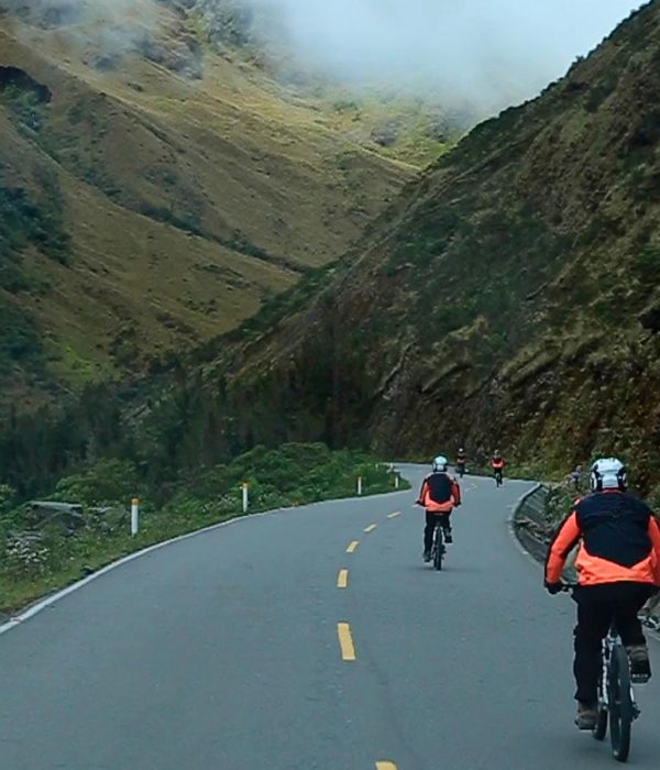 Biking tour Cusco