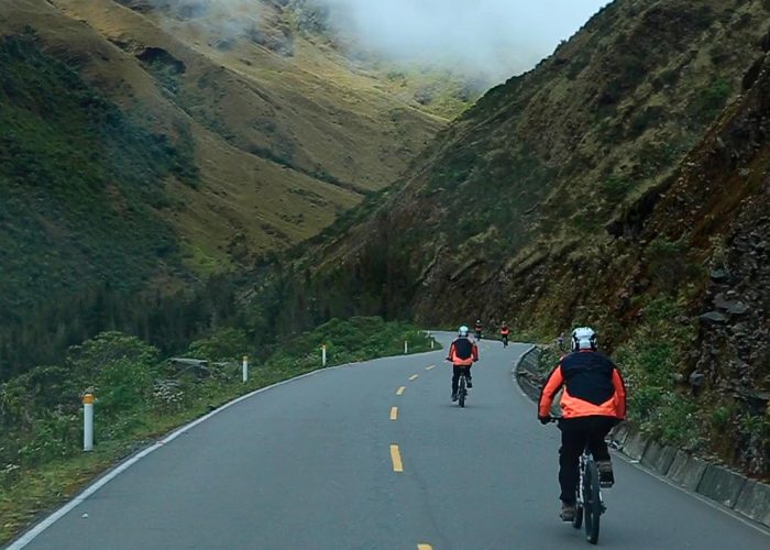 Biking tour Cusco