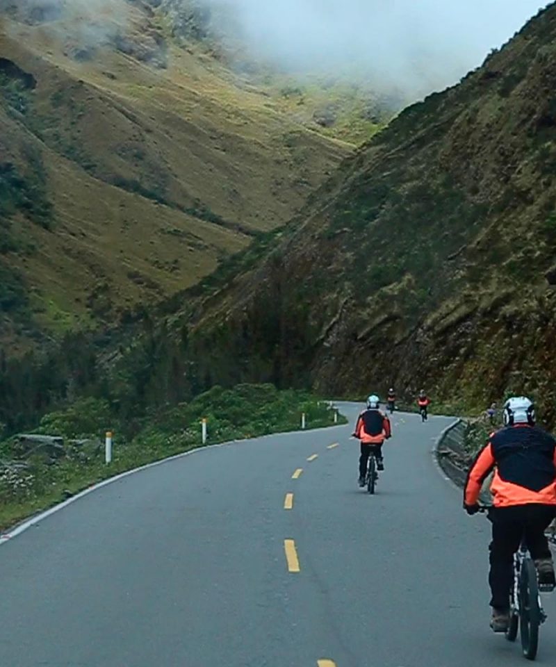 Biking tour Cusco