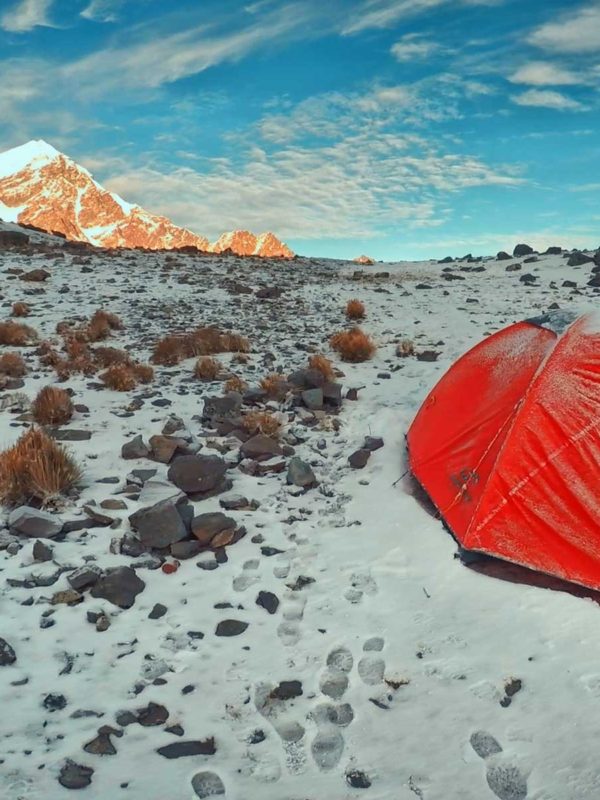 Vista del nevado que nos motiva a preguntarnos cómo llegar a Ausangate