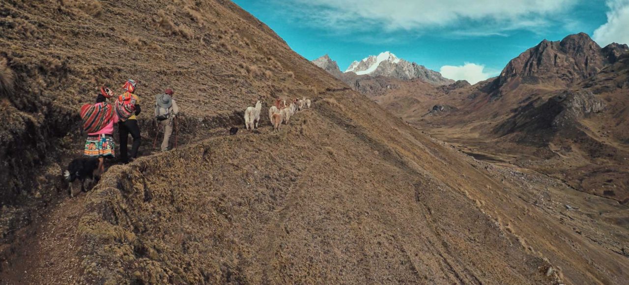 Caminata por el valle de Lares