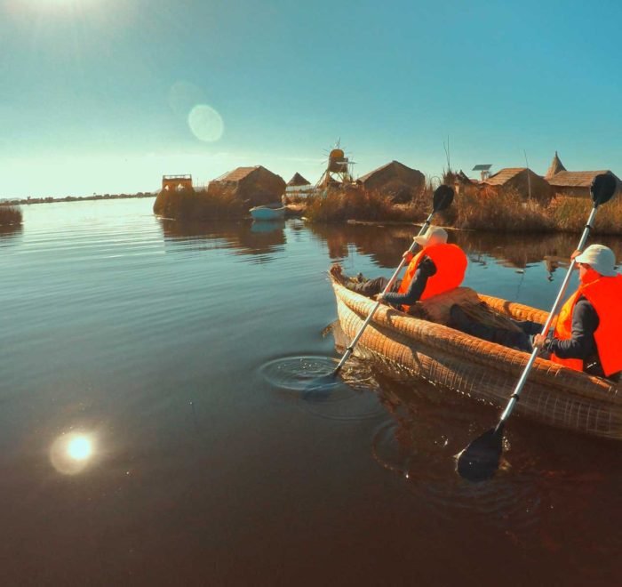 Navegando en el lago más alto del mundo