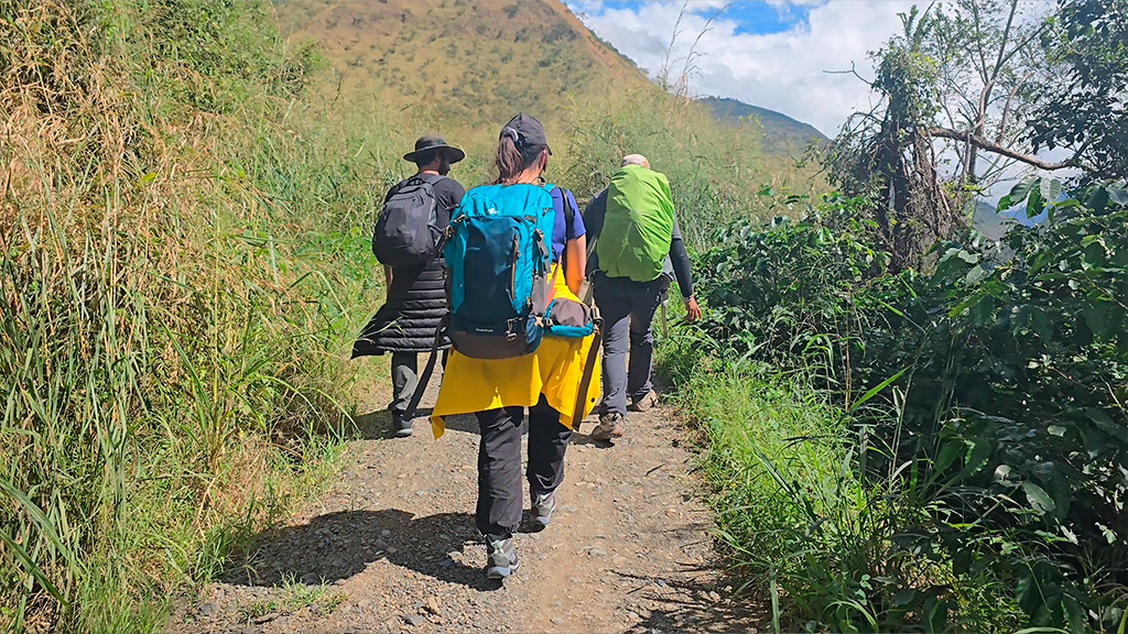 empresarios y profesionales hacen tours de aventura en Cusco