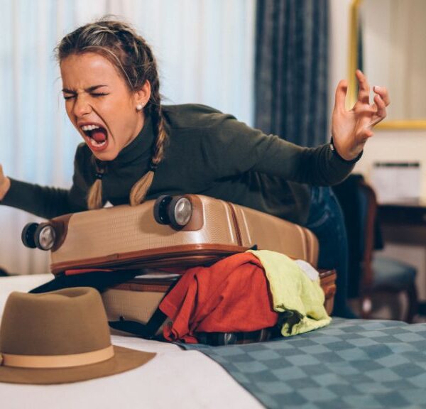 turista considerando viajar a peru